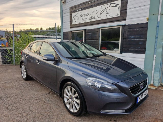 Volvo V40 2014