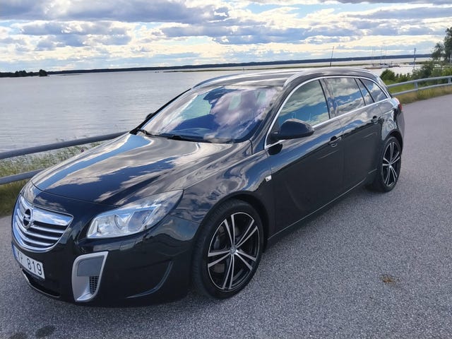 Opel Insignia 2011
