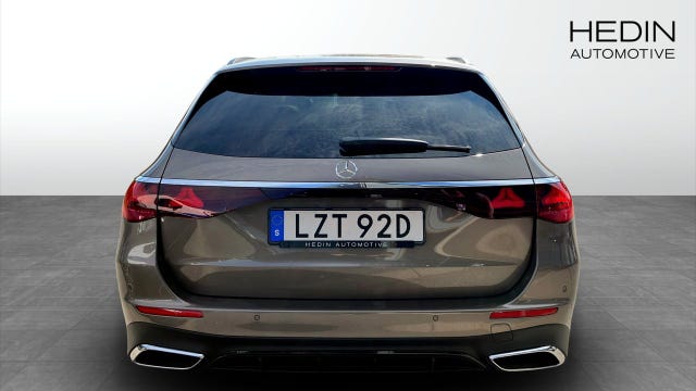 Mercedes-Benz E300 e 2026 – bild 4