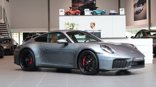 Porsche 911 Carrera GTS 2025