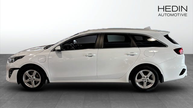 Kia Ceed 2023 – bild 2