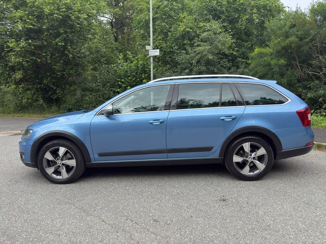 Skoda Octavia Scout 2015