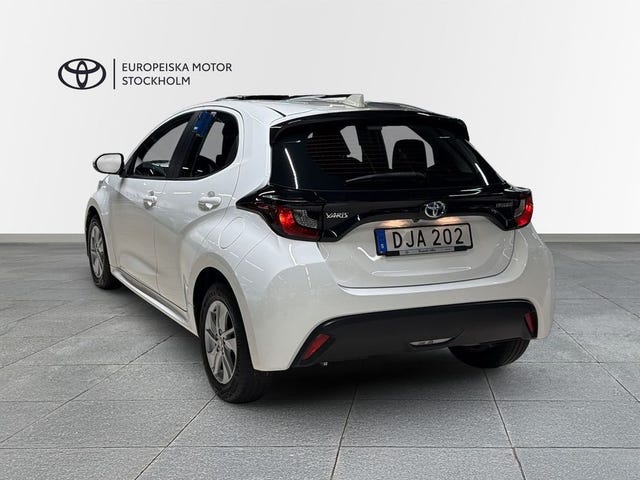 Toyota Yaris 2023 – bild 2