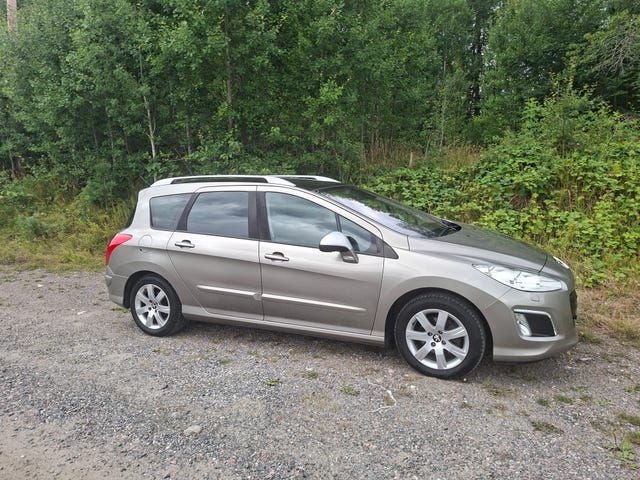 Peugeot 308 SW 2013