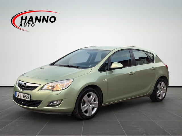 Opel Astra 2011