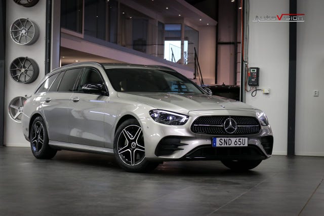Mercedes-Benz E220 2021
