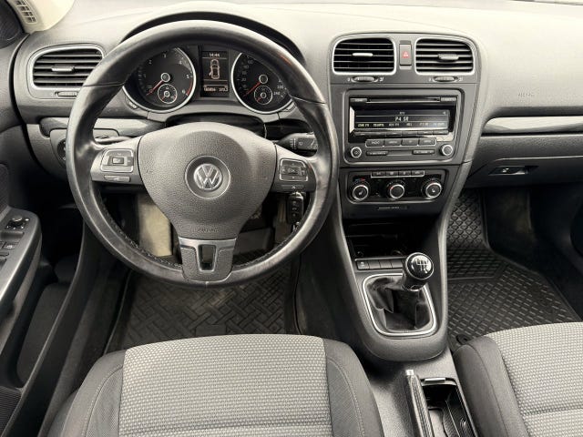 Volkswagen Golf I — bild 7 av 8