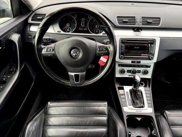 Volkswagen Passat Alltrack — bild 10 av 11