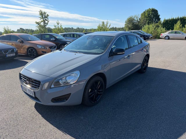 Volvo S60 2011