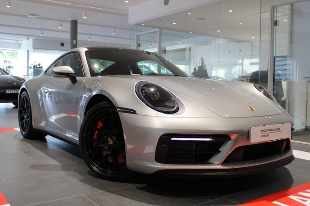 Porsche 911 Carrera GTS 2024