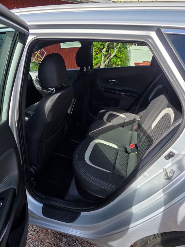 Kia Ceed 2016 – bild 4