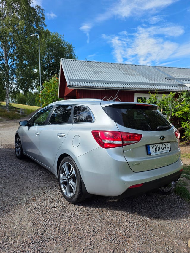 Kia Ceed 2016 – bild 2