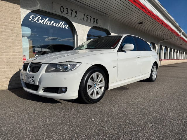 BMW 318i 2011