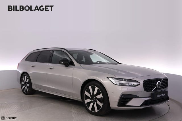Volvo V90 2025