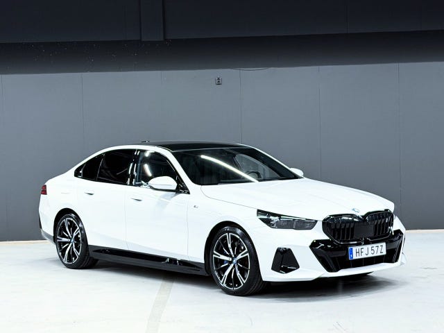 BMW i5 2024