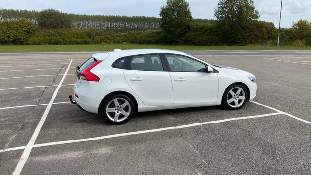 Volvo V40 2015