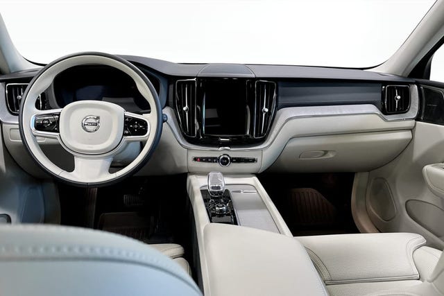 Volvo XC60 2025 – bild 4