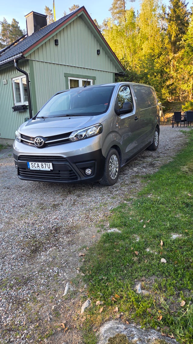 Toyota Proace 2024