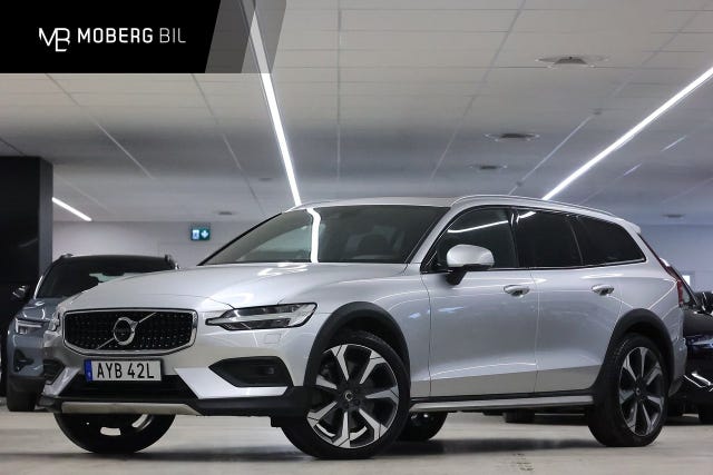 Volvo V60 Cross Country 2021