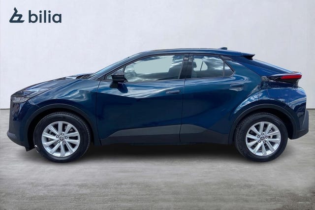 Toyota C-HR 2025 – bild 4
