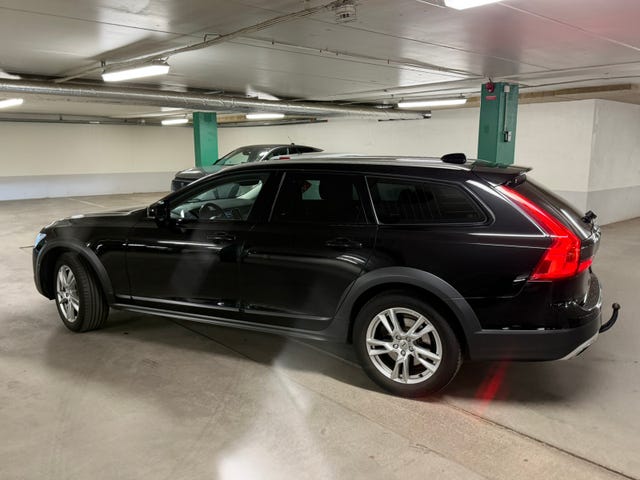 Volvo V90 Cross Country 2019