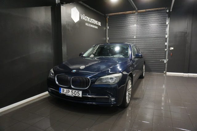 BMW 730 2010