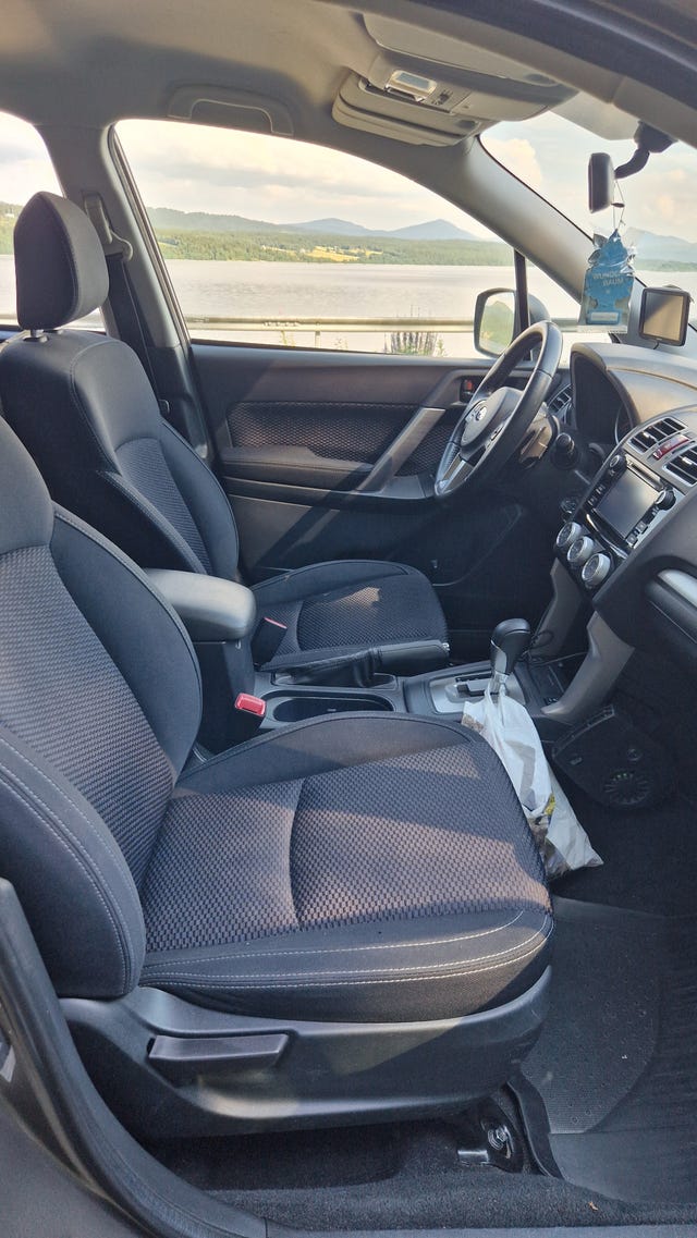 Subaru Forester 2016