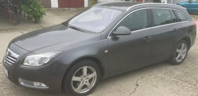 Opel Insignia 2011
