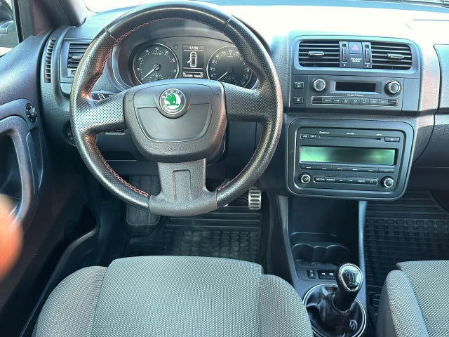 Skoda Fabia — bild 10 av 11