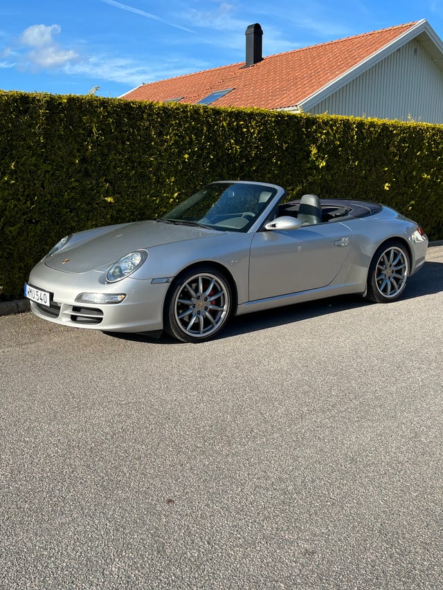 Porsche 911 Carrera S 2006