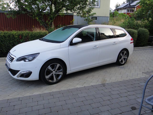 Peugeot 308 SW 2015