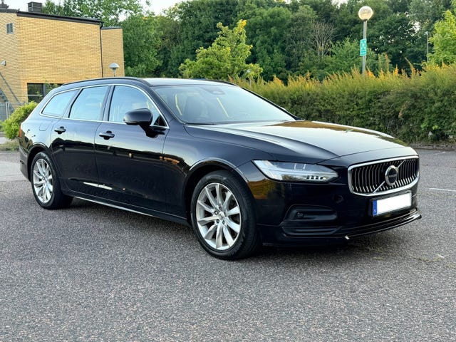 Volvo V90 2022