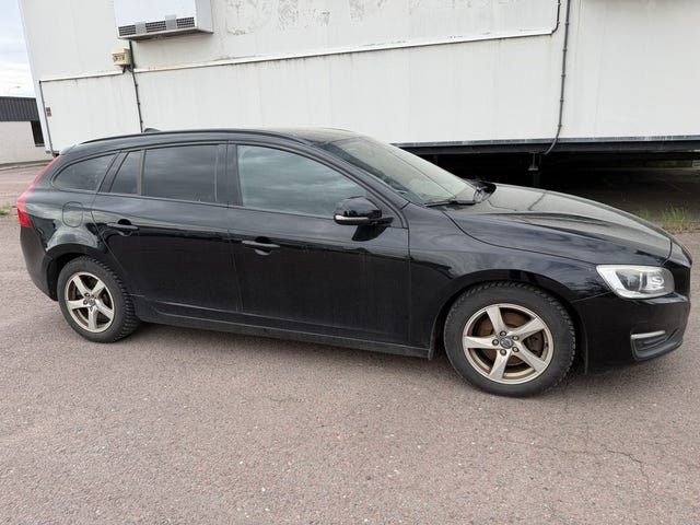 Volvo V60 2015