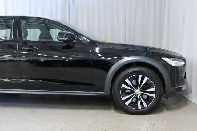 Volvo V90 Cross Country 2022 – bild 3