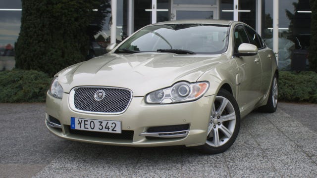Jaguar XF 2010