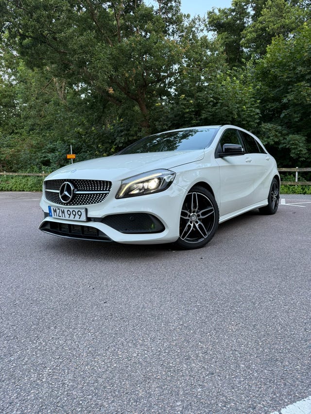Mercedes-Benz A180 2016