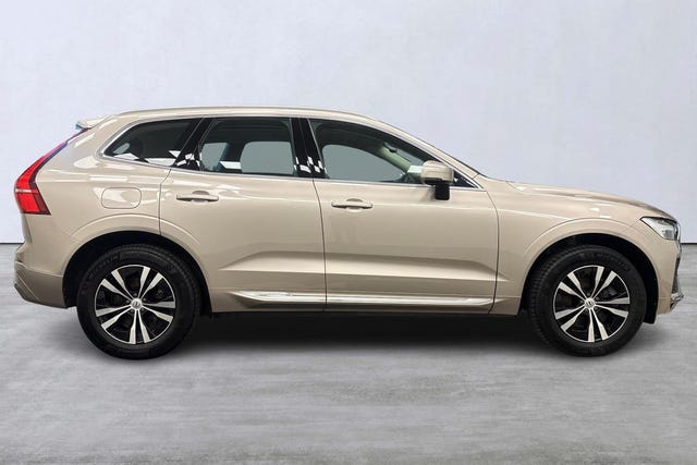 Volvo XC60 2023 – bild 3