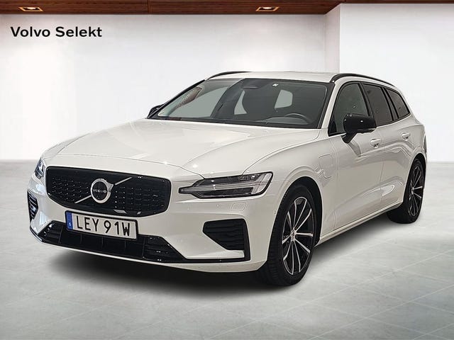 Volvo V60 2025
