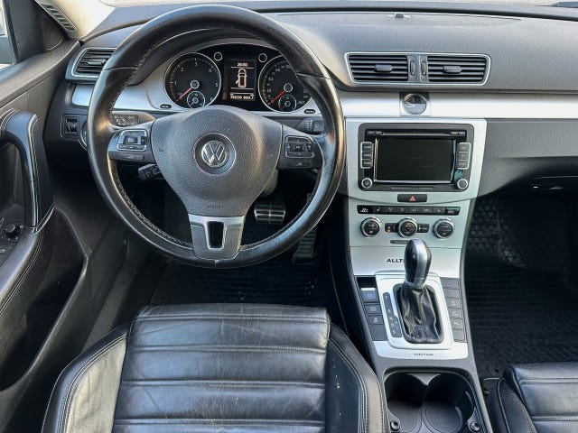 Volkswagen Passat Alltrack — bild 9 av 11