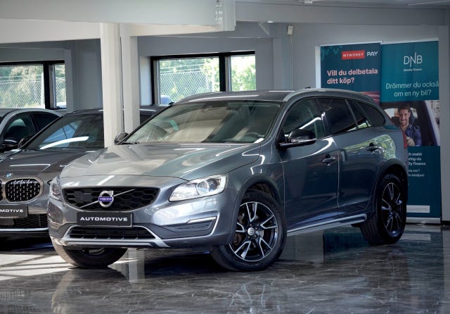 Volvo V60 Cross Country 2017