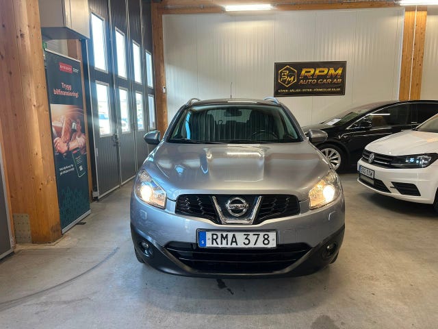 Nissan Qashqai+2 2010
