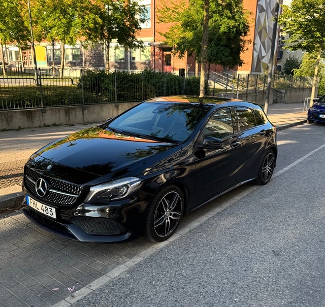 Mercedes-Benz A180 d 2016
