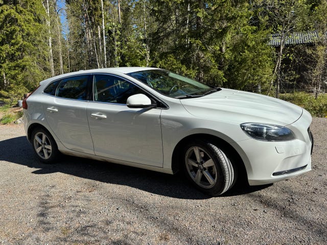 Volvo V40 2013 – bild 3