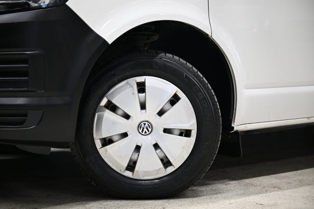 Volkswagen Transporter 2018 – bild 3