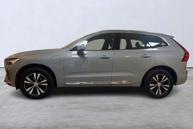 Volvo XC60 2025 – bild 2