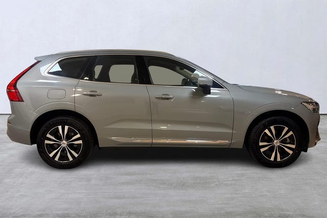Volvo XC60 2025 – bild 3