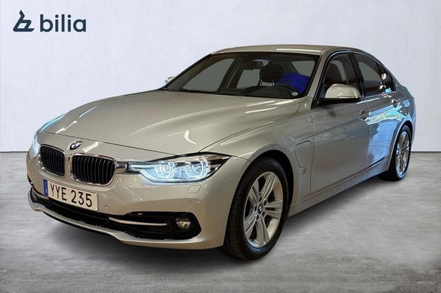 BMW 330e 2018