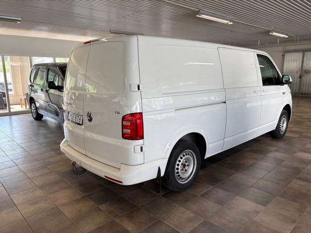 Volkswagen Transporter 2018 – bild 4