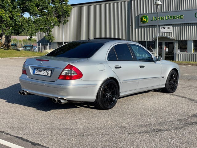 Mercedes-Benz E500 2009