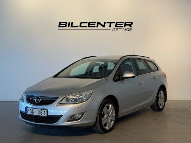 Opel Astra 2012